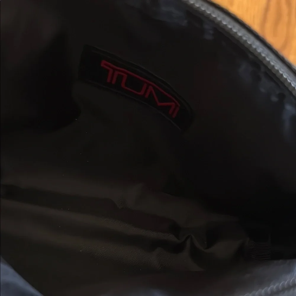 Tumi Black Zipper Travel Toiletry Makeup Pouch Bag